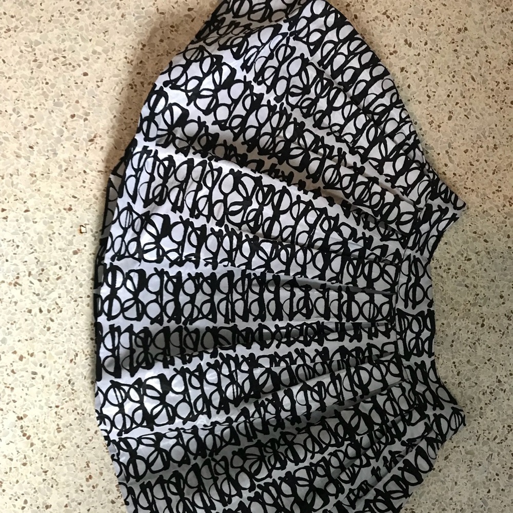 Full Alice and Olivia glasses skirt